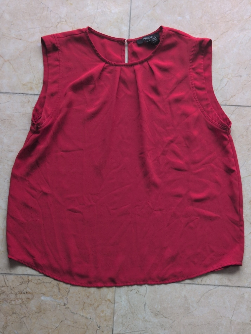 Forever 21 Red Pleated Neck Sleeveless Camisole